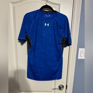 Addis's men t shirt size XL